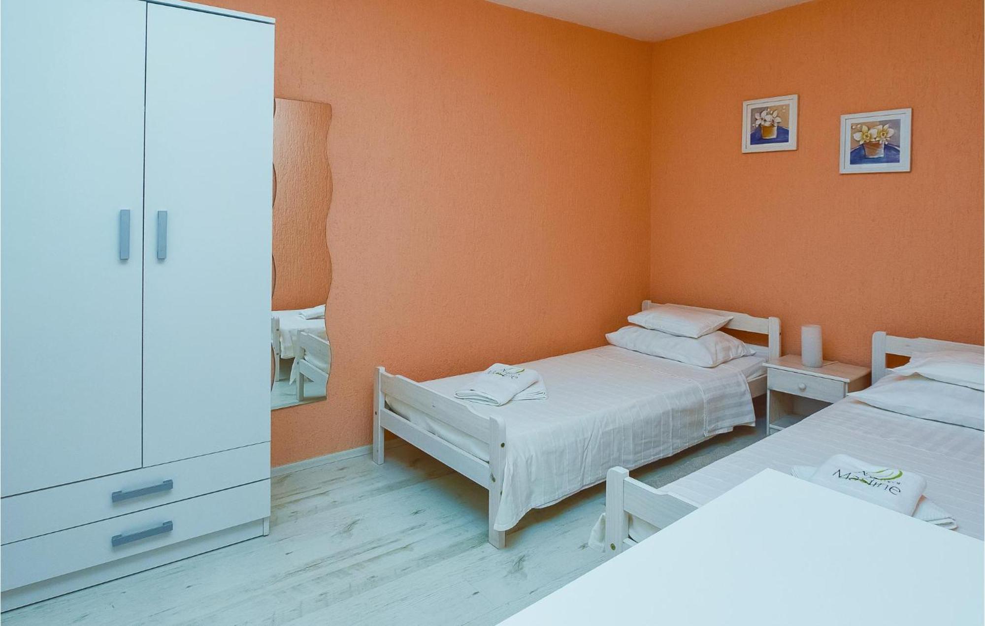 Apartment Stjepana 05 Dugi Rat Dış mekan fotoğraf