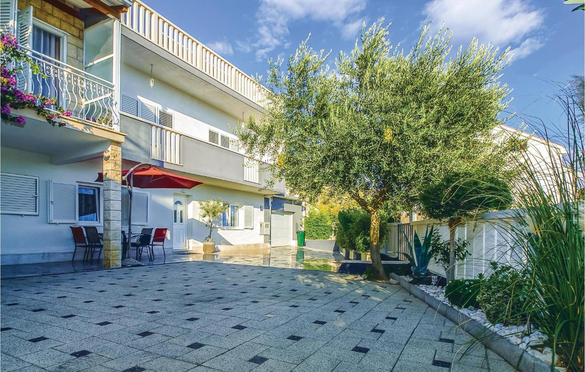 Apartment Stjepana 05 Dugi Rat Dış mekan fotoğraf